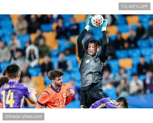 山东泰山客场逆转津门虎 谢文能谢蒂内锋线组合渐入佳境